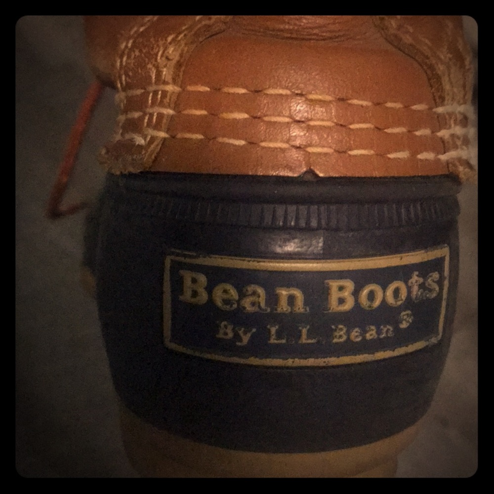 LL Bean Duck Boots size 8.5.  Previously Loved